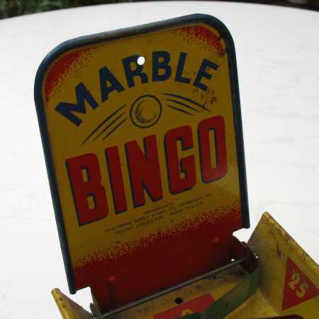 Ausschnitt Blechspielzeug Marble Bingol